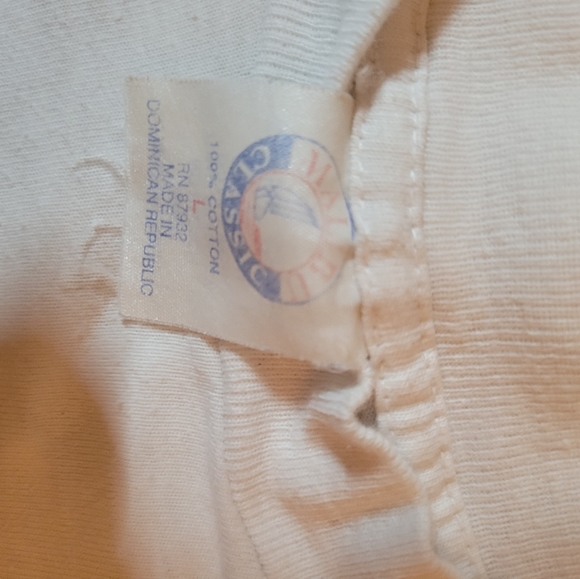 Vintage Pharoahs We are one, Stand against abuse Tshirt - Picture 4 of 7